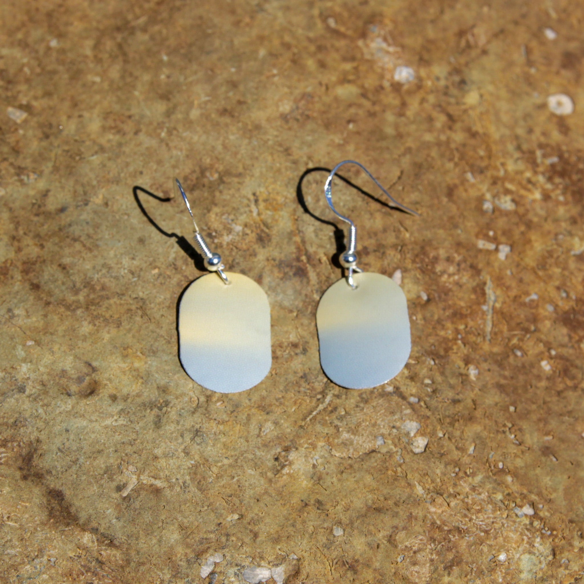 Teeny Oval Curve